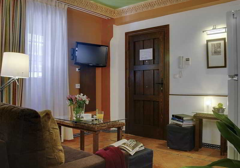 Apartamentos Muralla Ziri