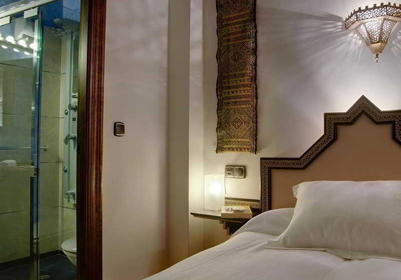 Apartamentos Muralla Ziri