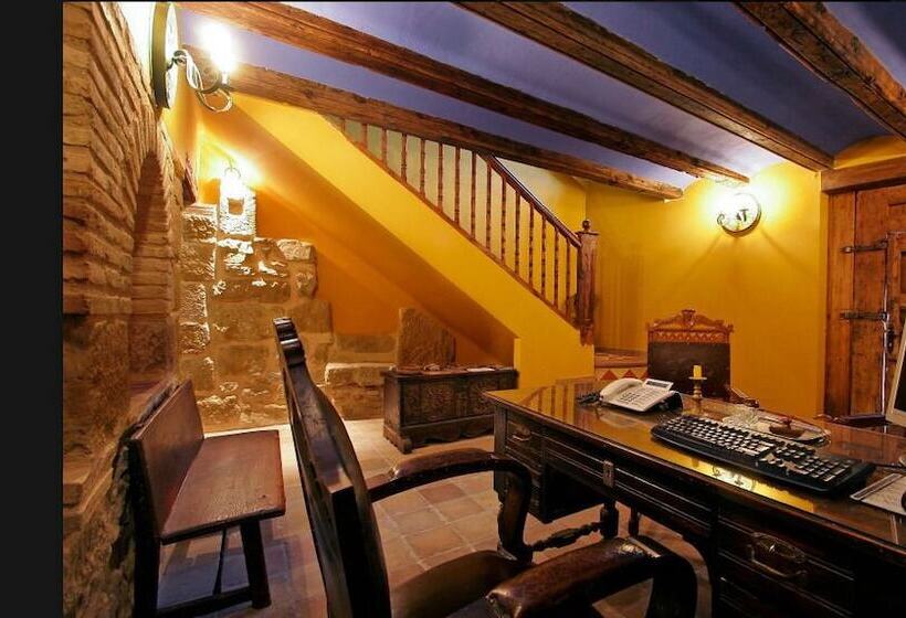 هتل A'Corona del Reino