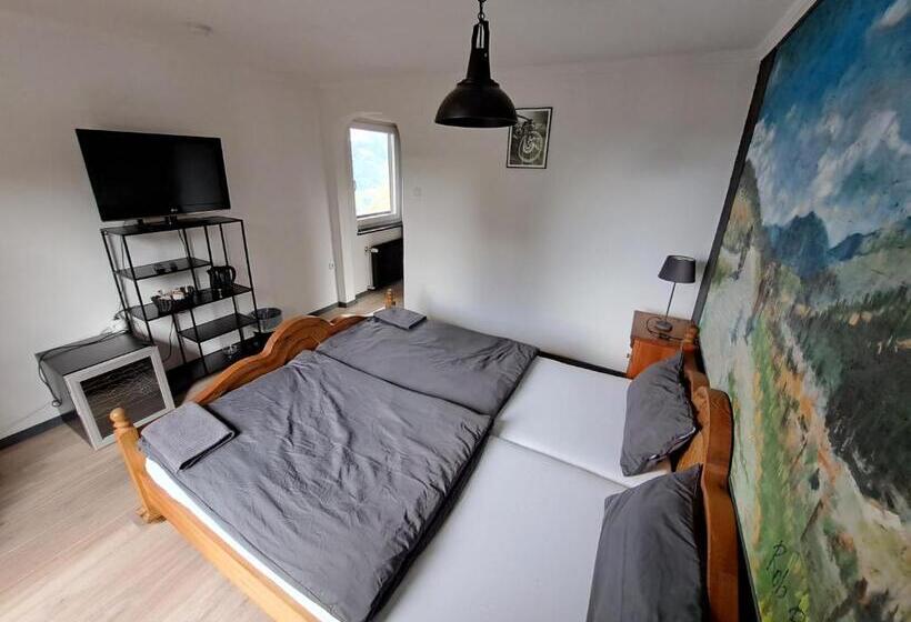 בית מלון כפרי Blue Mountain