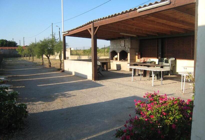 Отель La Reserve