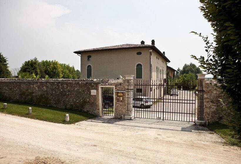 בית מלון כפרי Relais Corte Guastalla Apartments