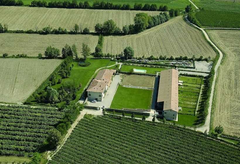 בית מלון כפרי Relais Corte Guastalla Apartments