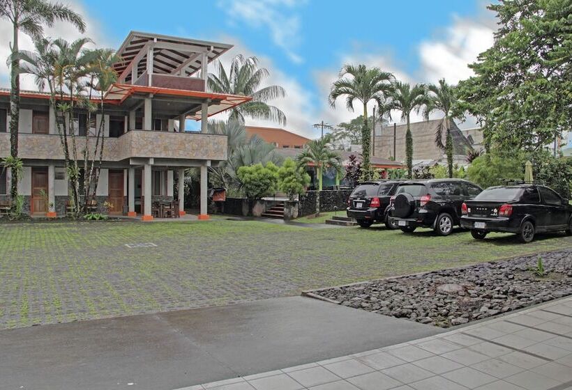 בית מלון כפרי San Bosco Inn