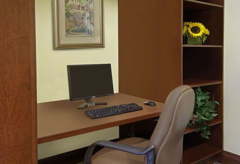 فندق Staybridge Suites Guelph, An Ihg