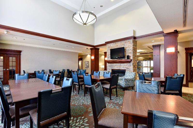 فندق Staybridge Suites Guelph, An Ihg