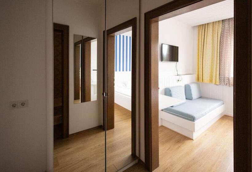 هتل Pension Seerose