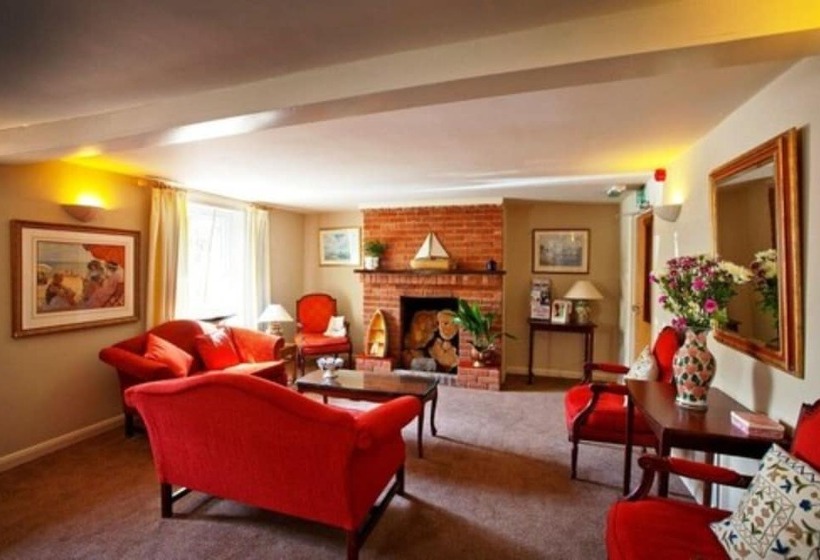 فندق Wayford Bridge Inn