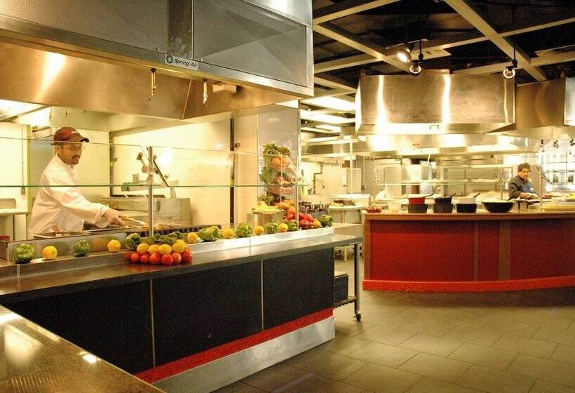 University Of Toronto New College Residence Wilson Hall Residence