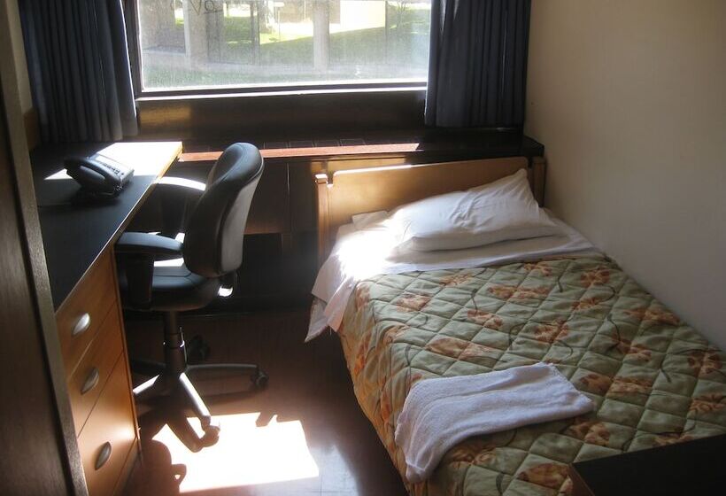 University Of Toronto New College Residence Wilson Hall Residence