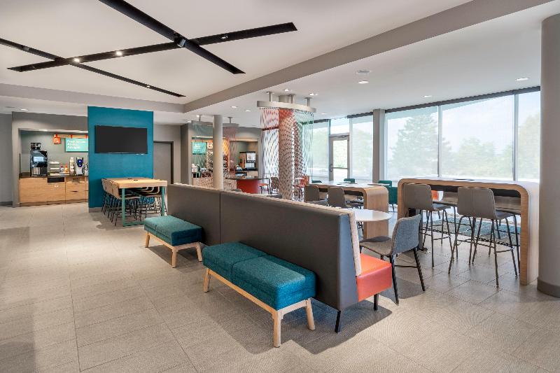 Avid Hotels Milwaukee West   Waukesha, An Ihg