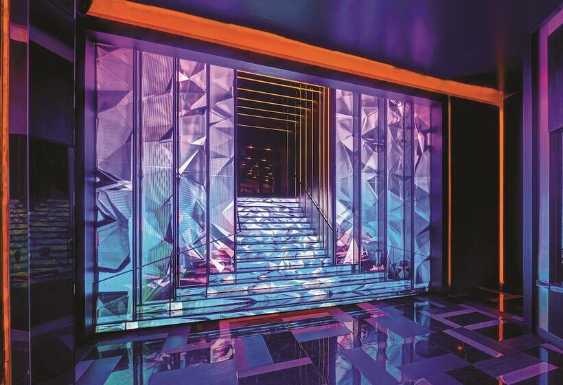 هتل Aria Sky Suites