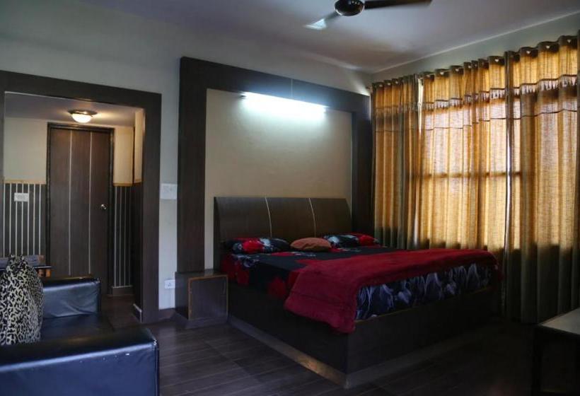 فندق صغير Kasauli Residency