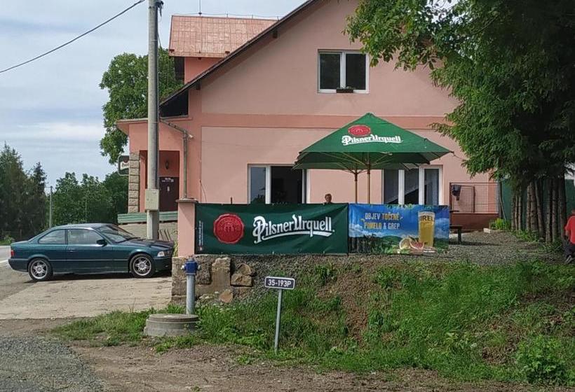 فندق صغير U Křemílka