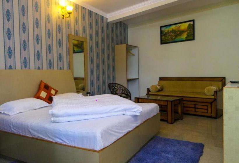 فندق Kasauli Nature Inn