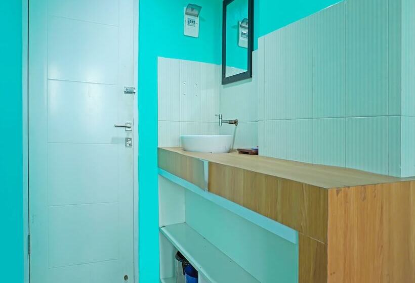 هتل Oyo 90391 Gkitroom