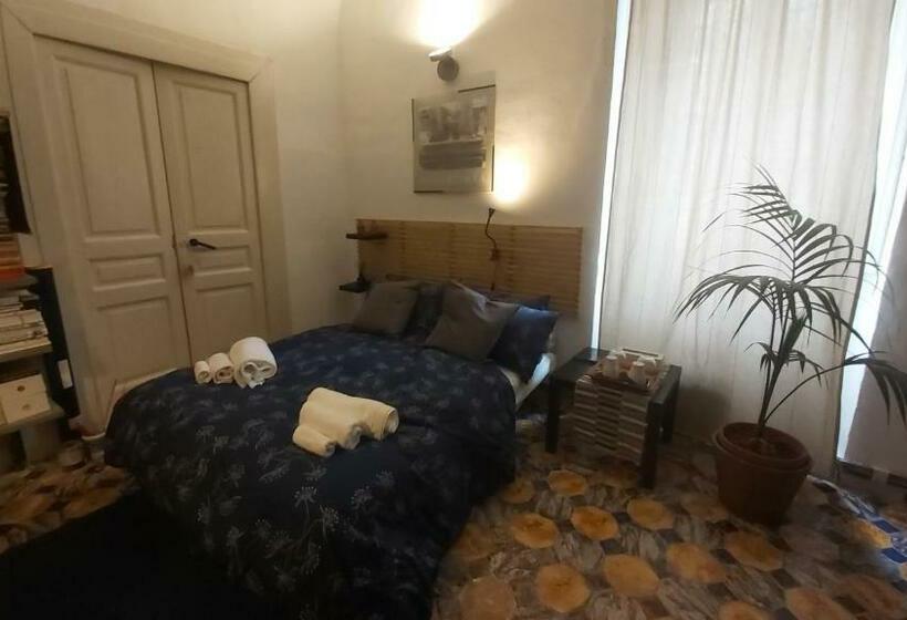 Пансион Room In Villa   Dimora Aganoor Business Suite