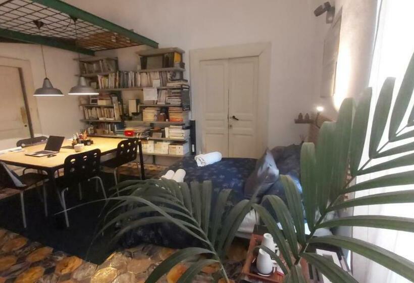Пансион Room In Villa   Dimora Aganoor Business Suite