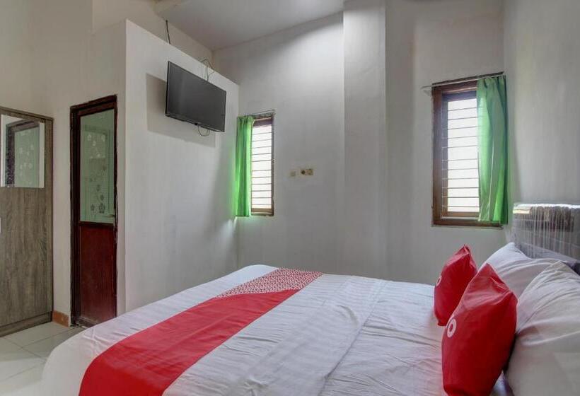 فندق Capital O 91690 Moza Guest House