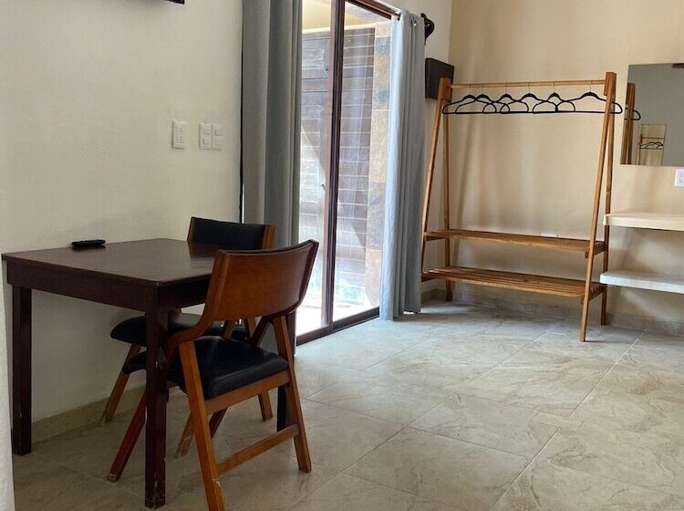 هتل Suites Villas El Jardin