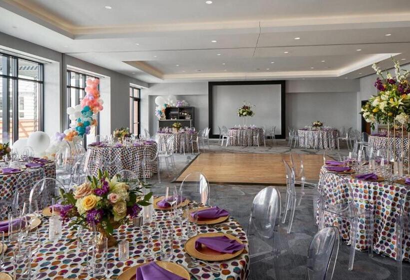 בית מלון כפרי Marriott Owings Mills Metro Centre
