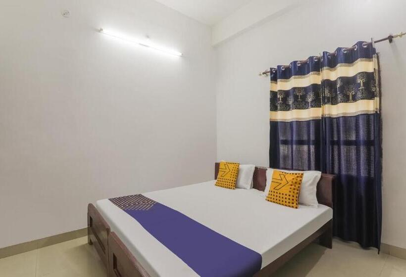 فندق Spot On Sahyadri Inn