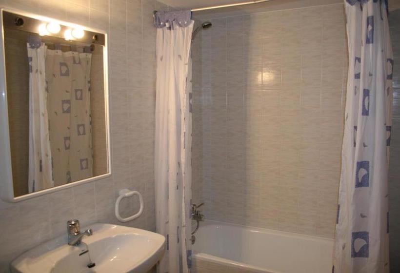 膳宿费 Fonda Naval