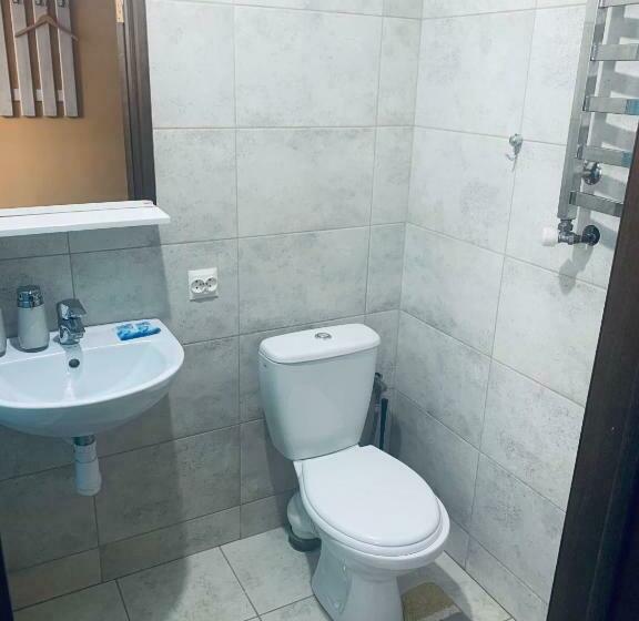 Euro Hotel Hostel
