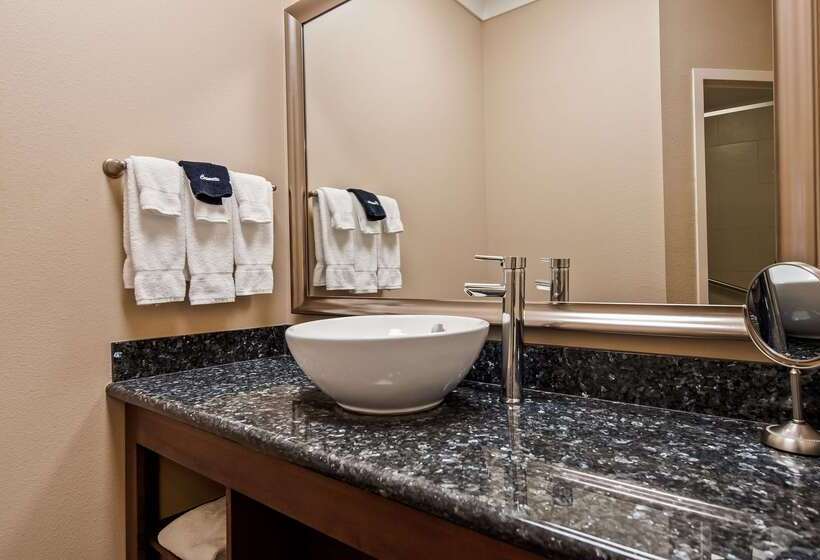 فندق Best Western Plus Avita Suites