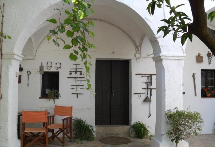 هتل Cortijo Barranco