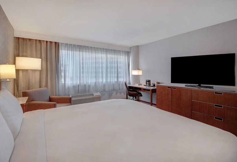 هتل Doubletree By Hilton Lax El Segundo