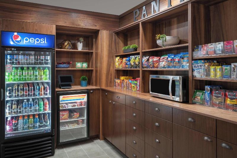 هتل Four Points By Sheraton Chicago Schaumburg