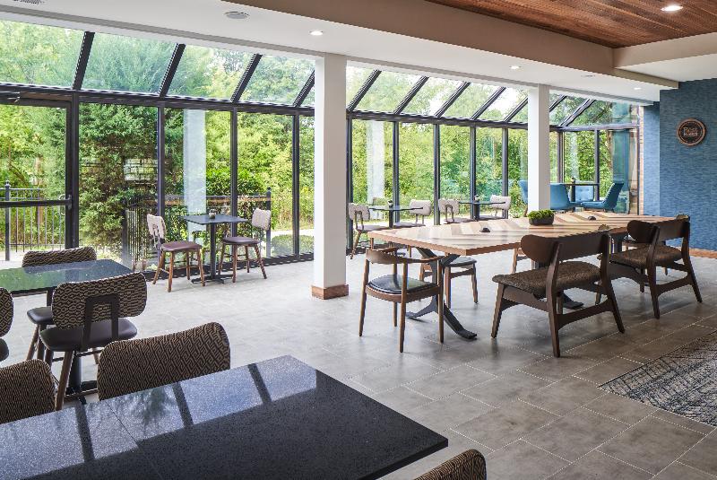 هتل Four Points By Sheraton Chicago Schaumburg