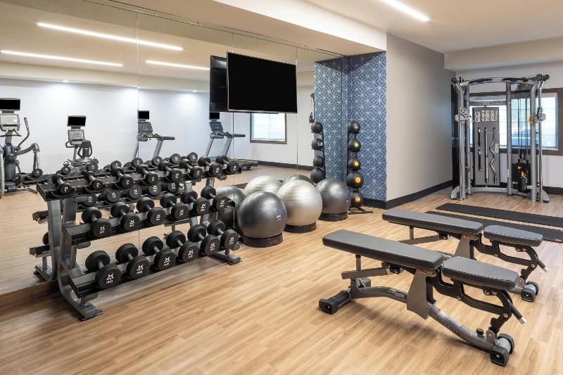 هتل Four Points By Sheraton Chicago Schaumburg