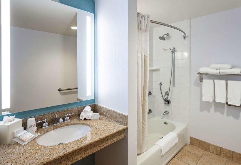 هتل Hilton Garden Inn San Diego  Rancho Bernardo