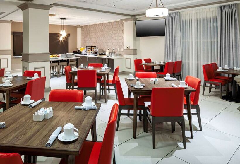 هتل Hilton Garden Inn San Diego  Rancho Bernardo