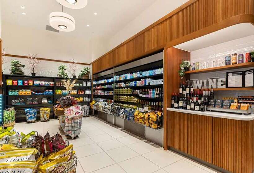 هتل Hilton San Diego Bayfront