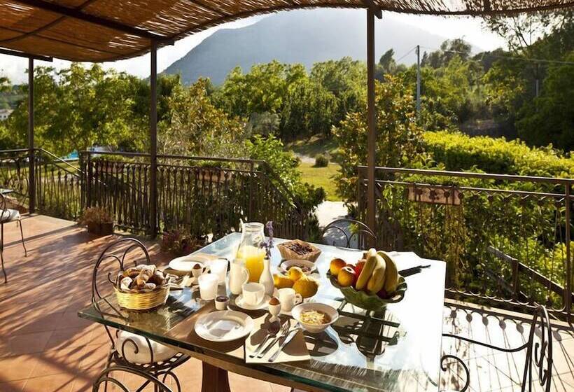 فندق Villa Rizzo Resort And Spa