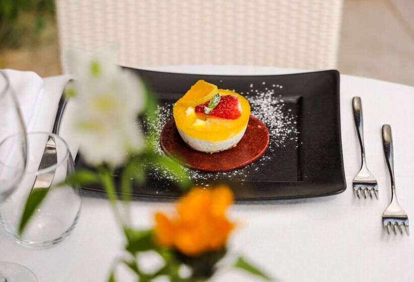 فندق Villa Rizzo Resort And Spa