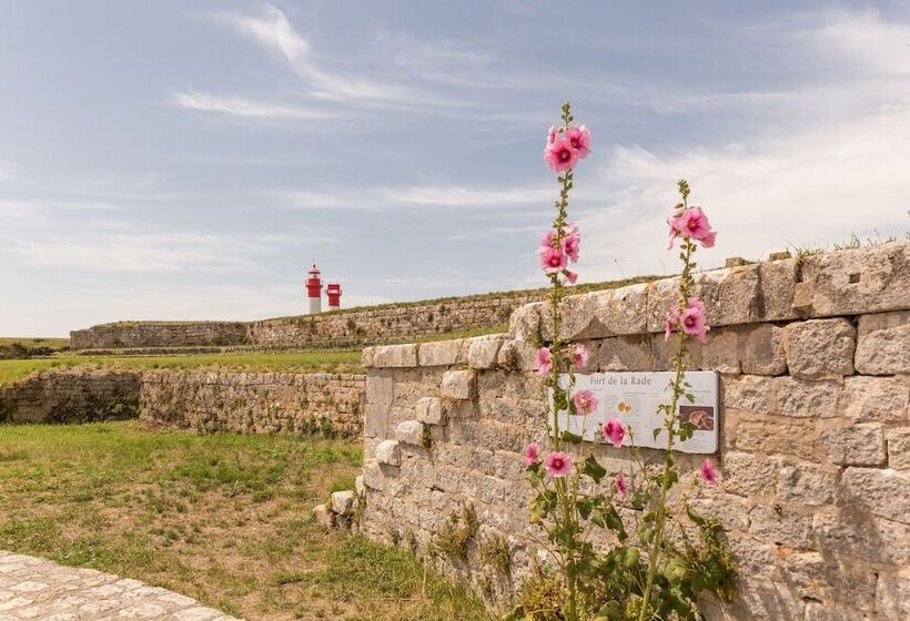 Residence Pierre & Vacances Le Fort De La Rade