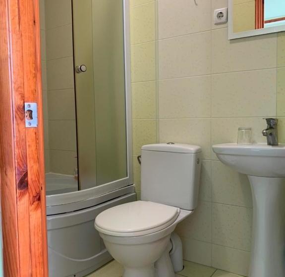 Albergue вишиванка