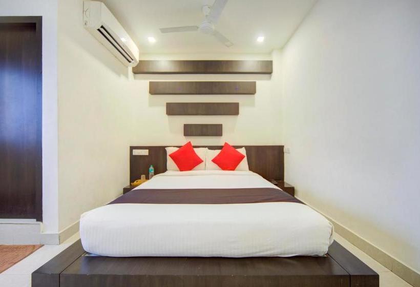 Отель Capital O 78164 Akshaya Business