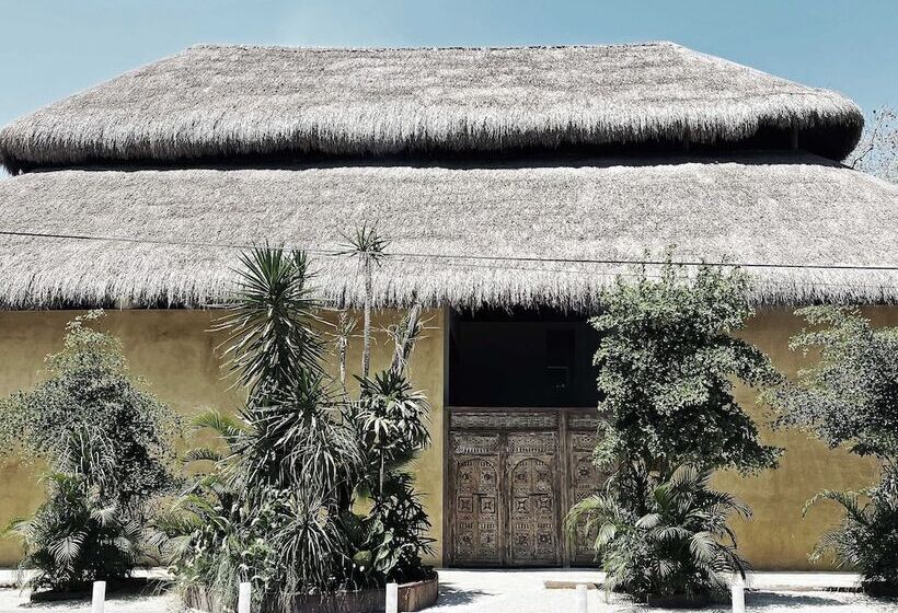 هتل Casa Hormiga