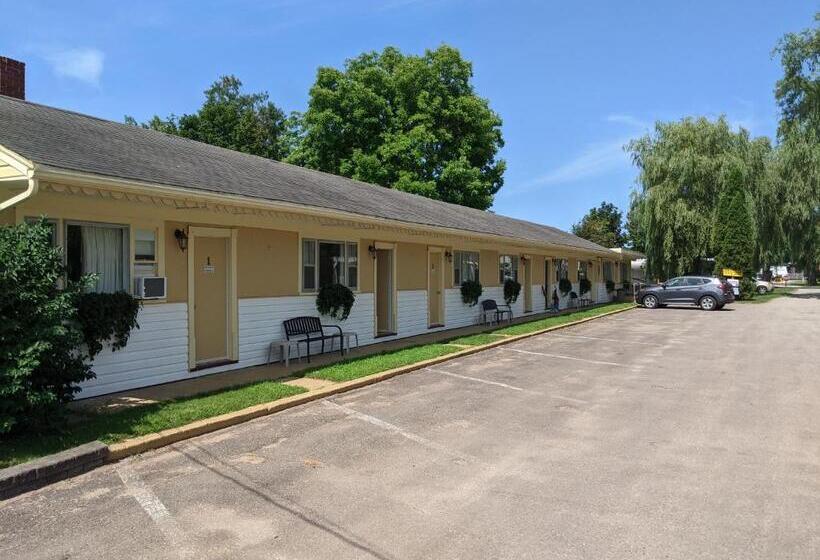 Orchard Queen Motel & Rv Park