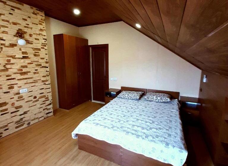 بنسيون Villa Costa