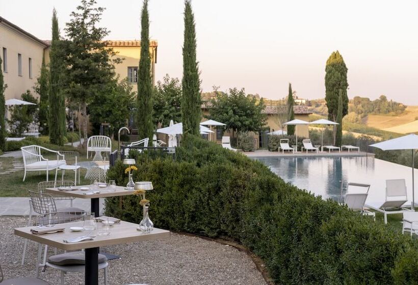 استراحتگاه Villa Petriolo