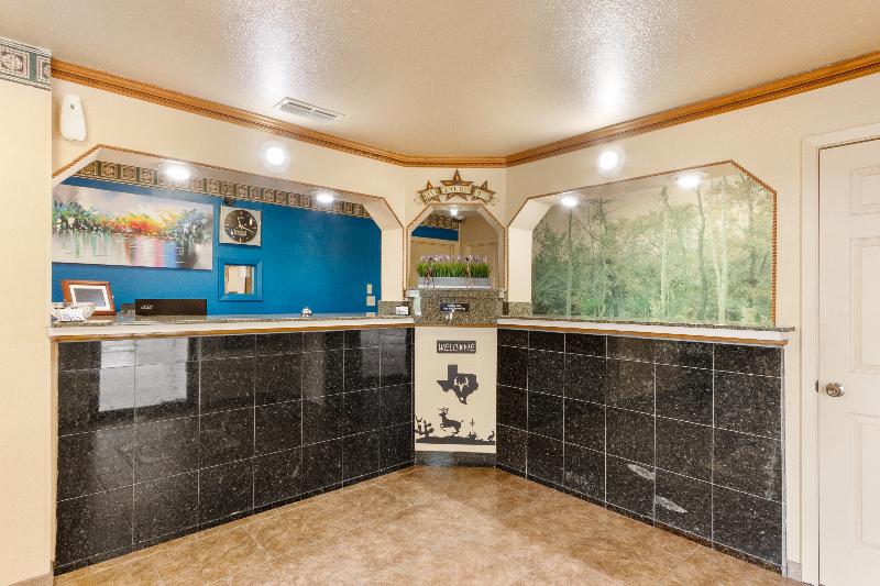 호텔 Freer Executive Inn And Studios