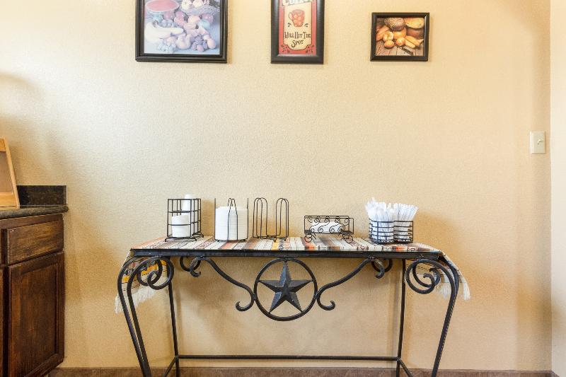 호텔 Freer Executive Inn And Studios