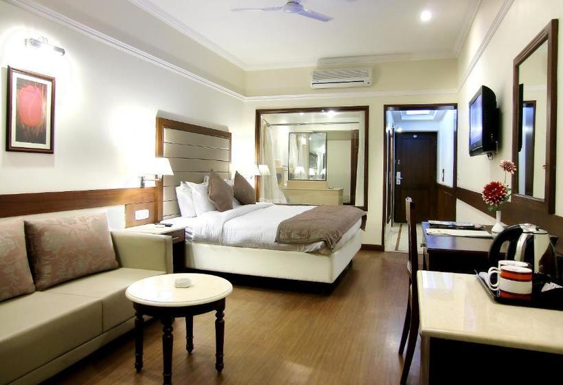 בית מלון כפרי Madhuban Sarovar Portico Mussoorie