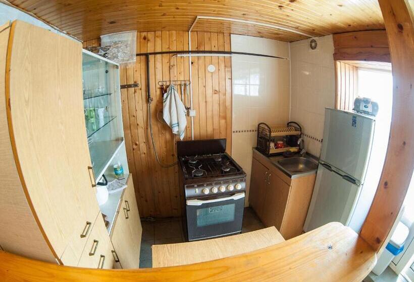 بنسيون Gazdіvska Hata Guest House